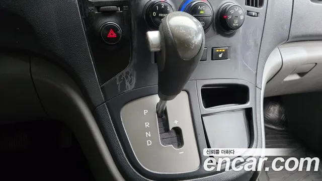 Hyundai Starex 2012 thumb 9