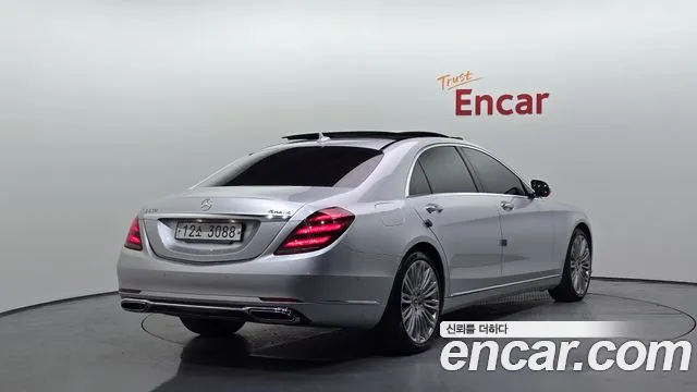 Mercedes-Benz S-Класс 2018 thumb 2
