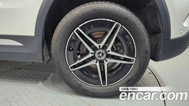 Mercedes-Benz EQA 2022 thumb 5