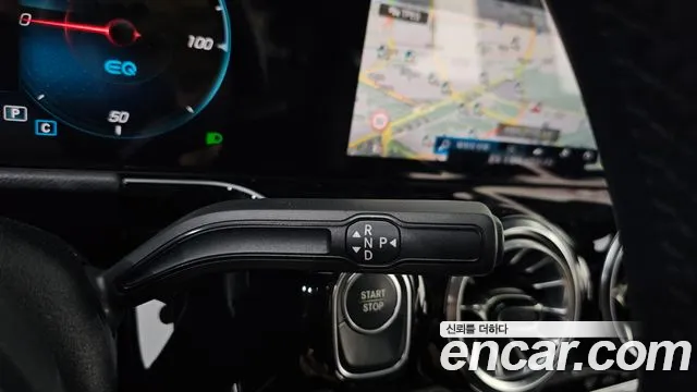 Mercedes-Benz EQA 2022 thumb 9