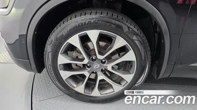 Renault-KoreaSamsung Koleos 2016 thumb 4