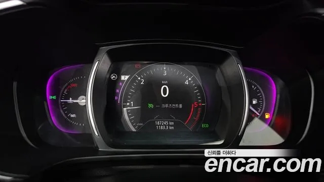 Renault-KoreaSamsung Koleos 2016 thumb 7