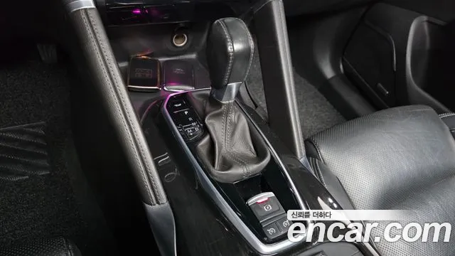 Renault-KoreaSamsung Koleos 2016 thumb 8