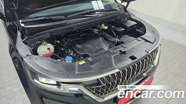 Kia Carnival 2023 thumb 5