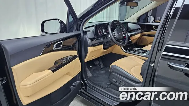 Kia Carnival 2023 thumb 9