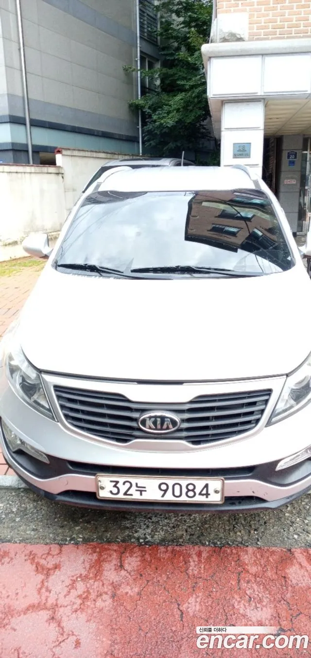 Kia Sportage 2010 thumb 3