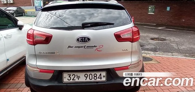 Kia Sportage 2010 thumb 4