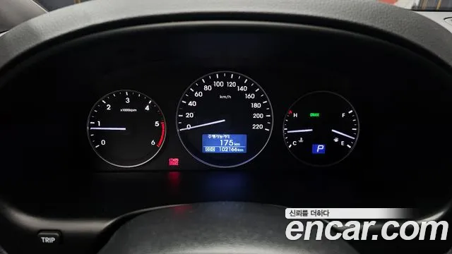 Hyundai Starex 2018 thumb 8