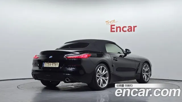 BMW Z4 2022 thumb 2