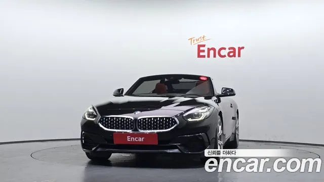 BMW Z4 2022 thumb 3
