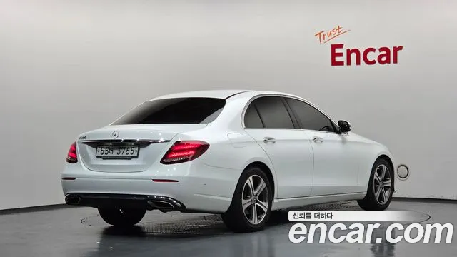 Mercedes-Benz E-Класс 2018 thumb 2