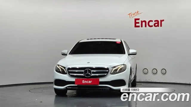 Mercedes-Benz E-Класс 2018 thumb 3