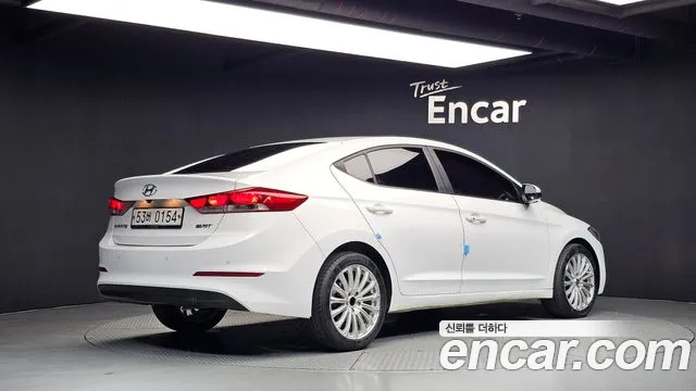 Hyundai Avante 2016 thumb 2