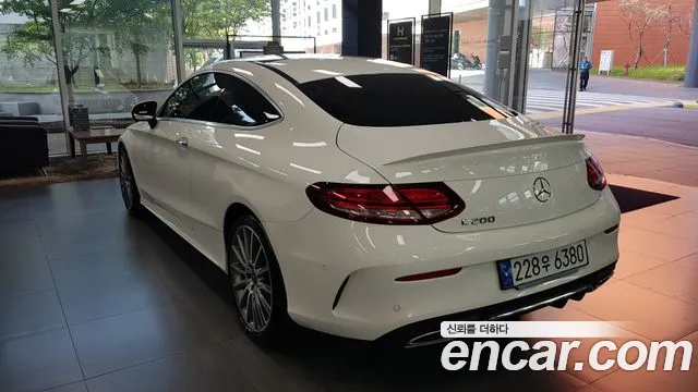 Mercedes-Benz C-Класс 2023 thumb 2