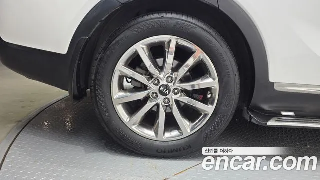 Kia Sorento 2015 thumb 5