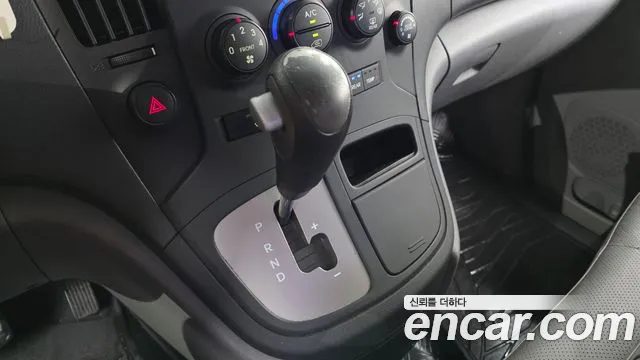Hyundai Starex 2012 thumb 9