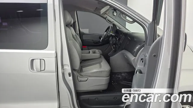Hyundai Starex 2012 thumb 11