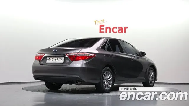 Toyota Camry 2017 thumb 2