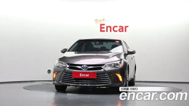 Toyota Camry 2017 thumb 3