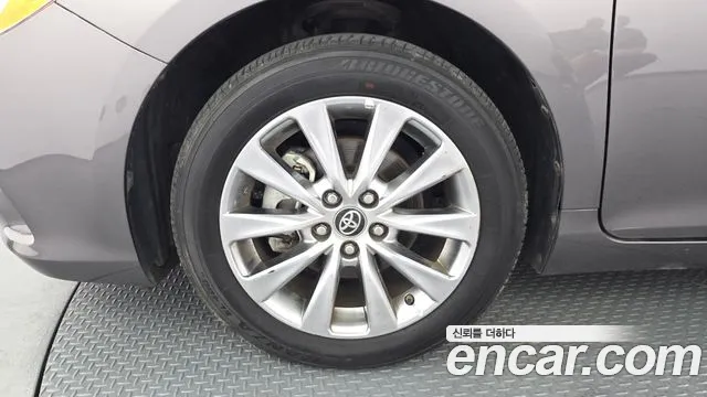 Toyota Camry 2017 thumb 5