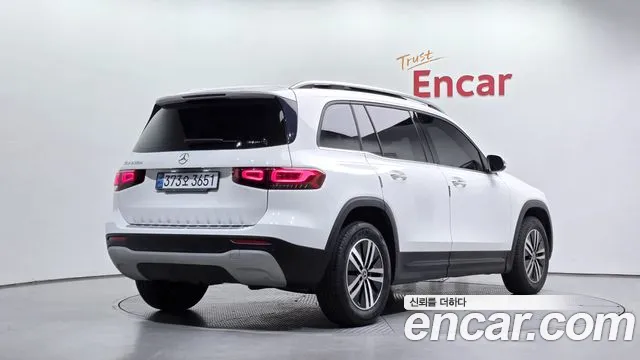 Mercedes-Benz GLB 2021 thumb 2