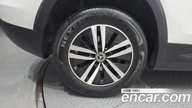 Mercedes-Benz GLB 2021 thumb 5