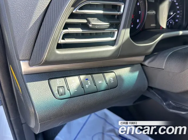 Hyundai Avante 2019 thumb 8
