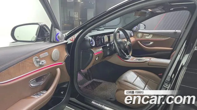 Mercedes-Benz E-Класс 2021 thumb 10