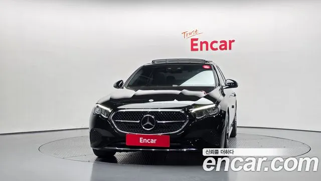 Mercedes-Benz E-Класс 2025 thumb 3