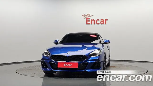 BMW Z4 2025 thumb 2