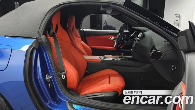 BMW Z4 2025 thumb 9