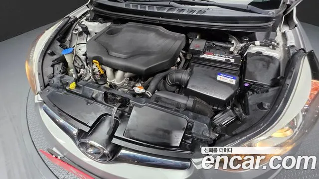 Hyundai Avante 2015 thumb 6