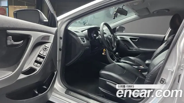Hyundai Avante 2015 thumb 10