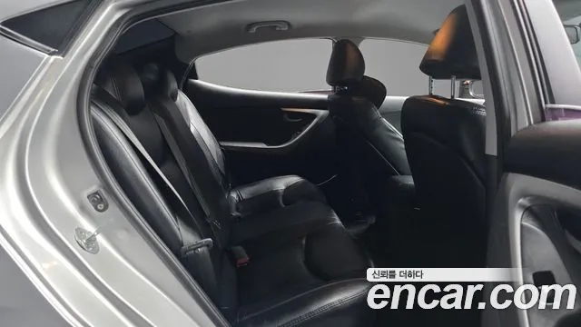 Hyundai Avante 2015 thumb 11