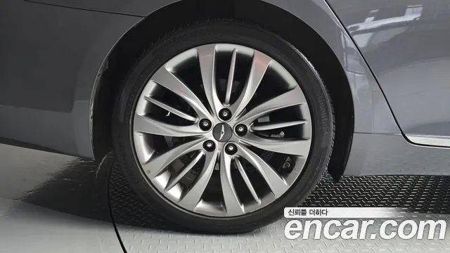 Hyundai Genesis 2016 thumb 5