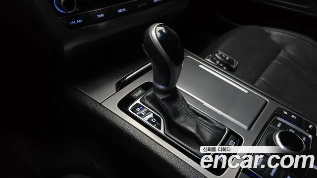 Hyundai Genesis 2016 thumb 9