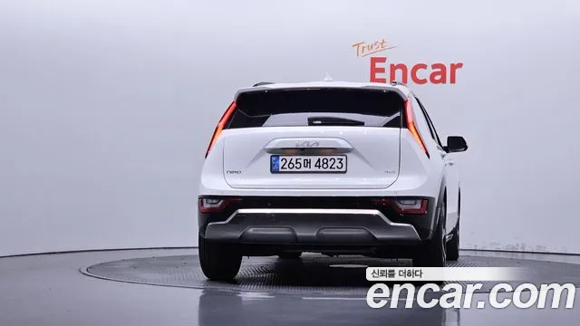 Kia Niro 2022 thumb 3