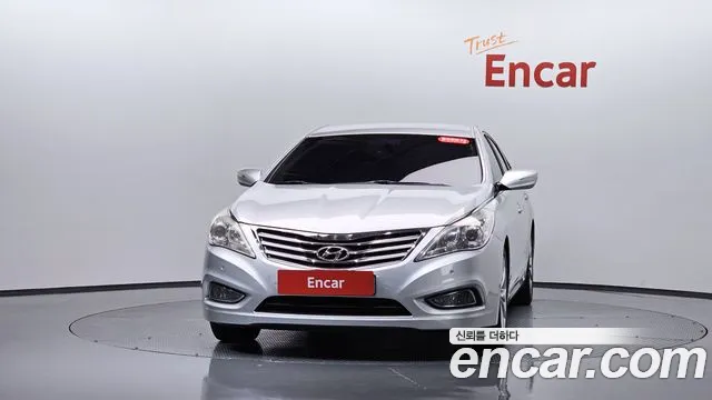 Hyundai Grandeur 2011 thumb 2