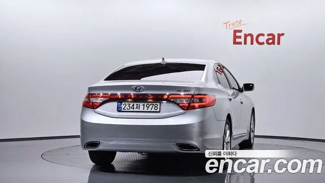Hyundai Grandeur 2011 thumb 3
