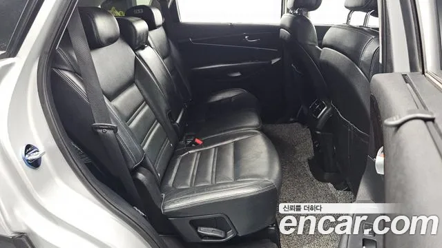 Kia Sorento 2016 thumb 11