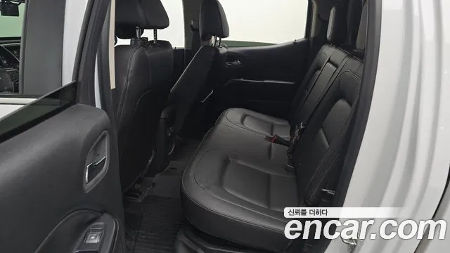 ChevroletGMDaewoo Colorado 2019 thumb 12