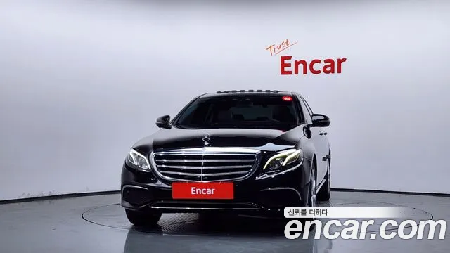 Mercedes-Benz E-Класс 2019 thumb 3