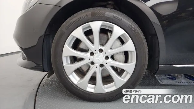 Mercedes-Benz E-Класс 2019 thumb 5