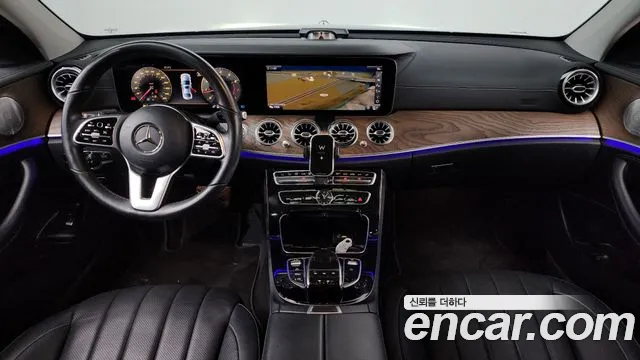 Mercedes-Benz E-Класс 2019 thumb 7