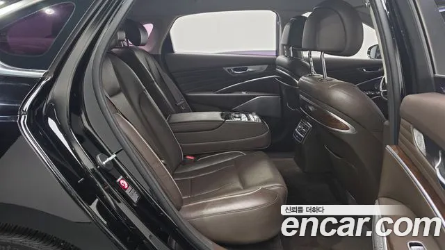 Kia K9 2018 thumb 10