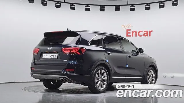 Kia Sorento 2018 thumb 2