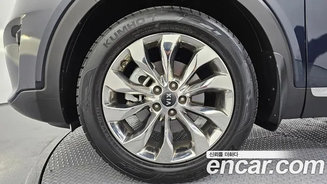 Kia Sorento 2018 thumb 5