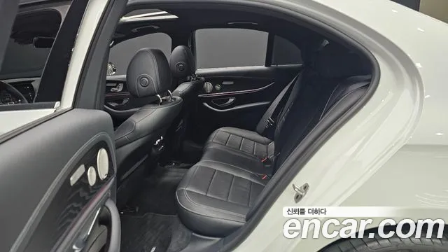 Mercedes-Benz E-Класс 2023 thumb 12