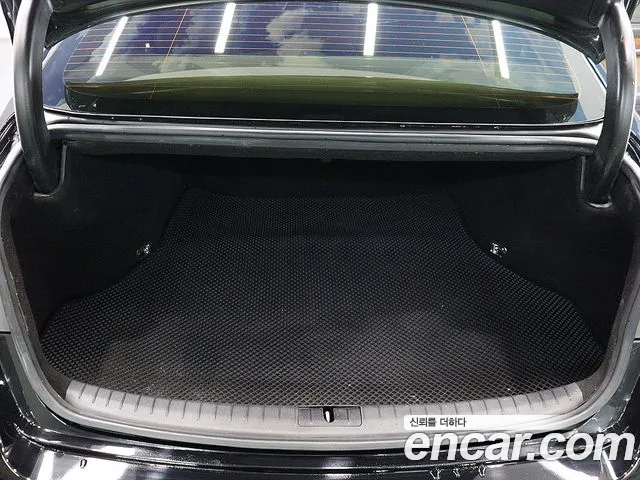Hyundai Genesis 2015 thumb 5