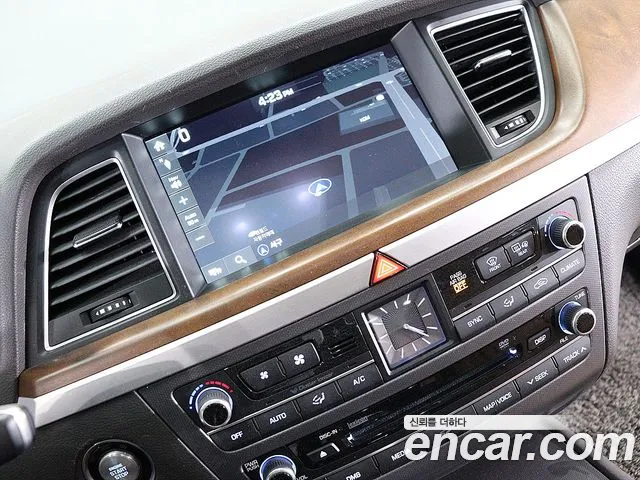 Hyundai Genesis 2015 thumb 7